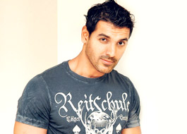 John Abraham to chat live with his fans on Facebook