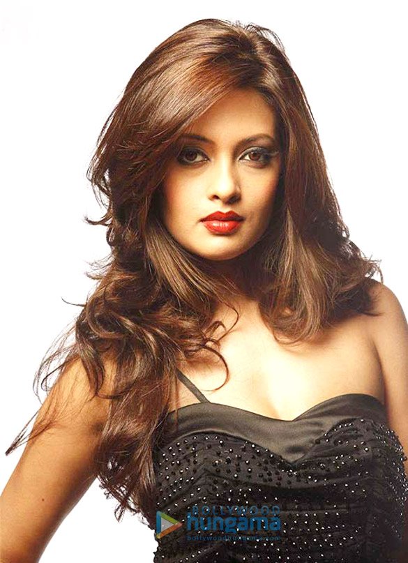 riya sen 81