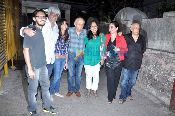 bhatt family attend the screening of aashiqui 2 2