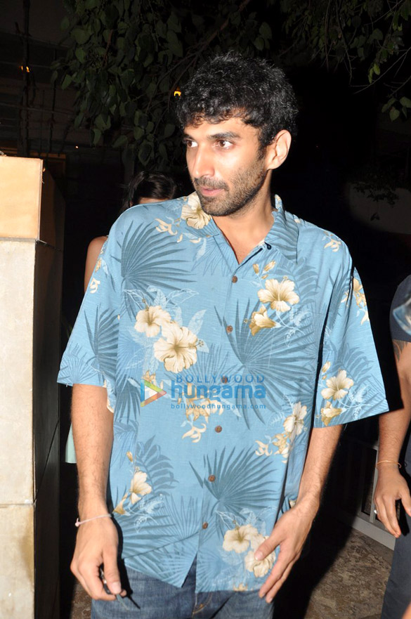 wrap up party of yeh jawaani hai deewani at siddharth roy kapoors bunglow 5