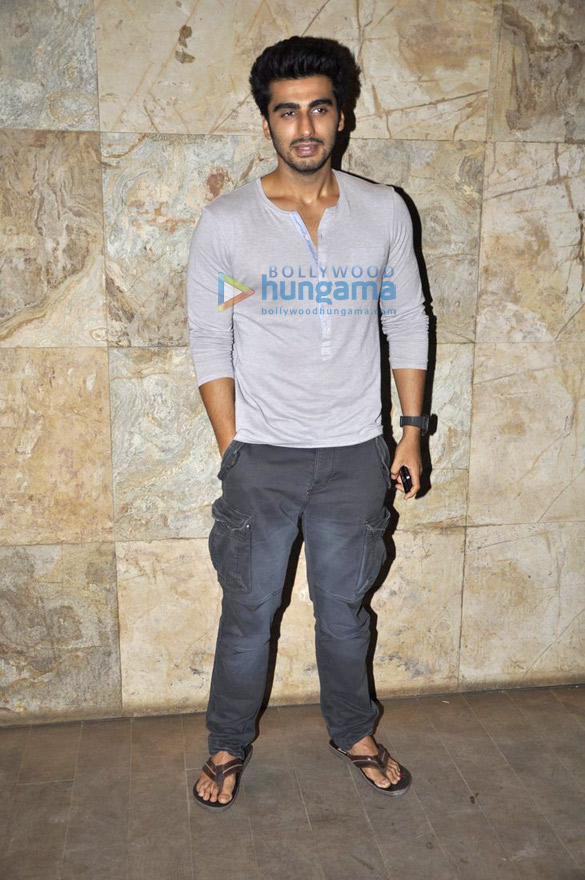 celebs grace special screening of gippi 4