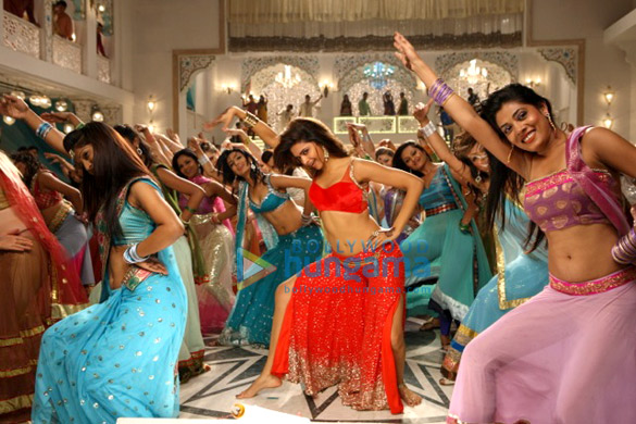 yeh jawaani hai deewani 107