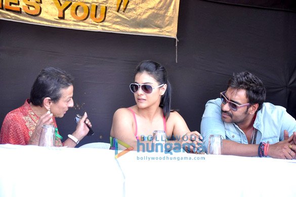 ajay devgn kajol support tanujas social initiative 6