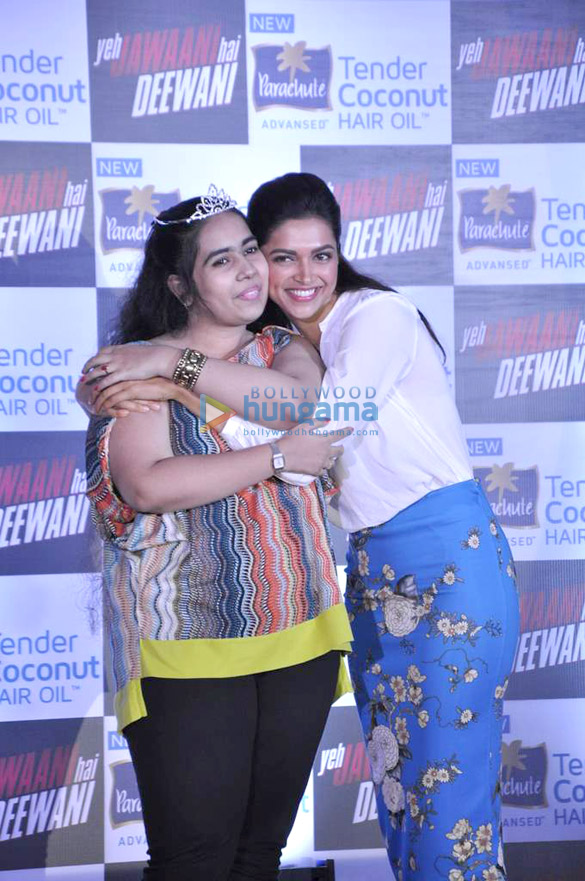 ranbir deepika at yeh jawaani hai deewani parachute event 6