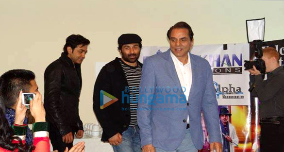 deols promote yamla pagla deewana 2 at the piff weekend in toronto 6