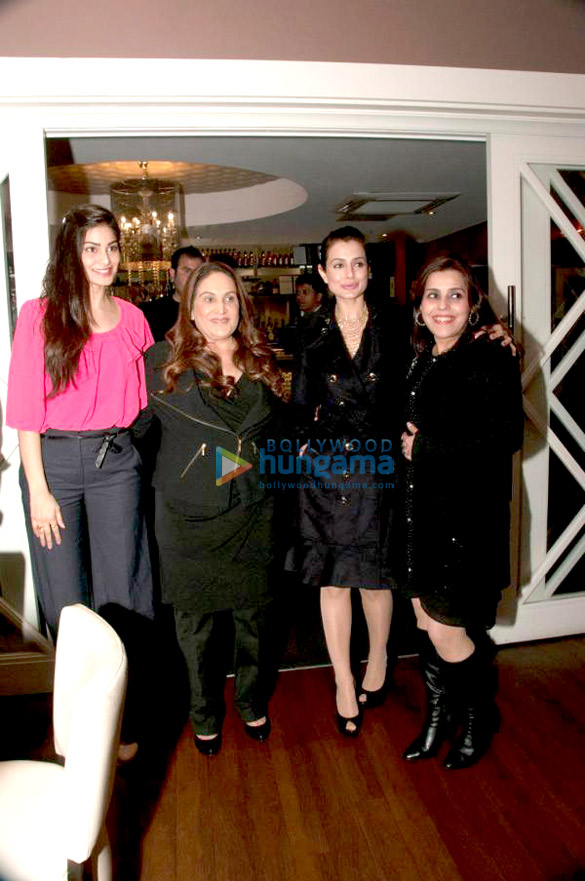 ameesha patel puja gupta promote shortcut romeo in london 2