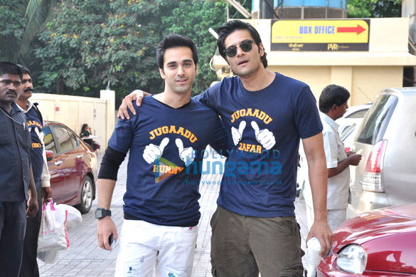 farhan akhtar at fukrey jugaadu event 11