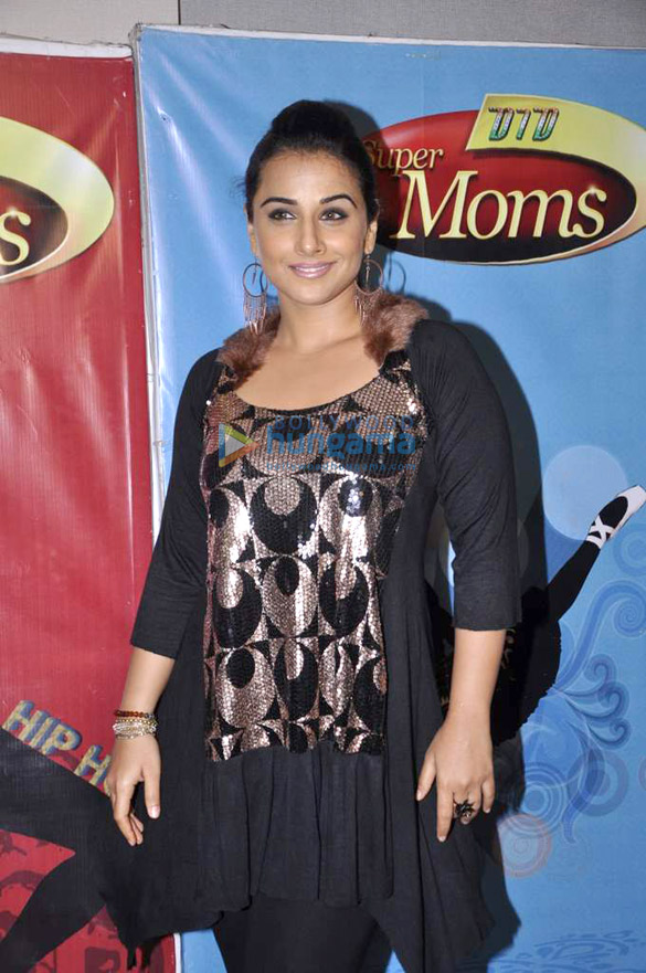 vidya balan promotes ghanchakkar on the sets of did super moms 7