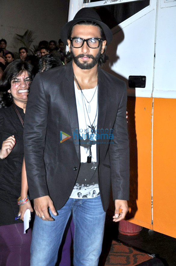 promotion of lootera on the sets of utv bindass emotional atyachaar 8