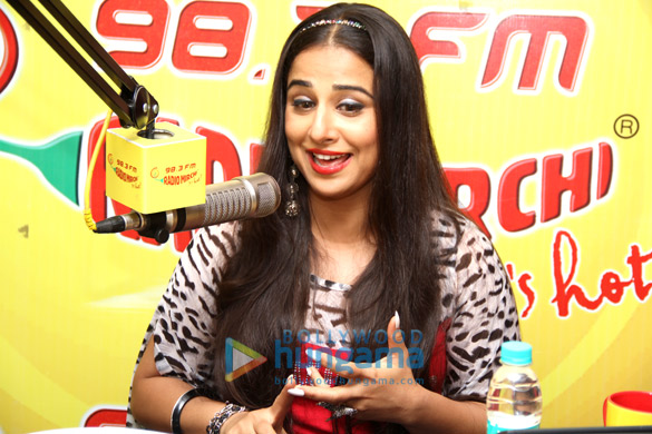vidya emraan promote ghanchakkar at 98 3 fm radio mirchi 6