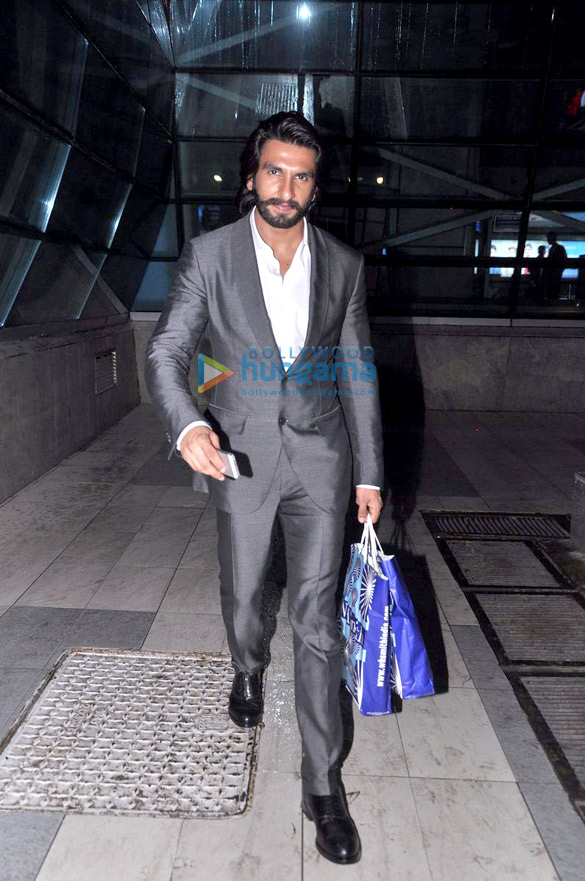 ranveer singh returns post promoting lootera in delhi 3