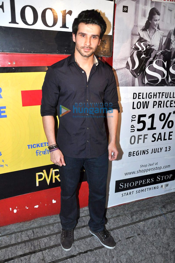 special screening of ramaiya vastavaiya 2