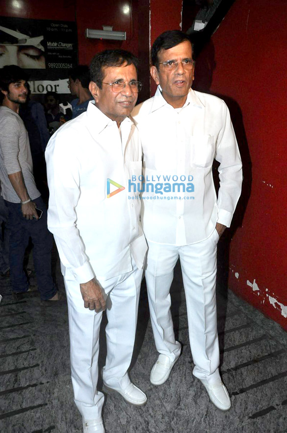 special screening of ramaiya vastavaiya 15