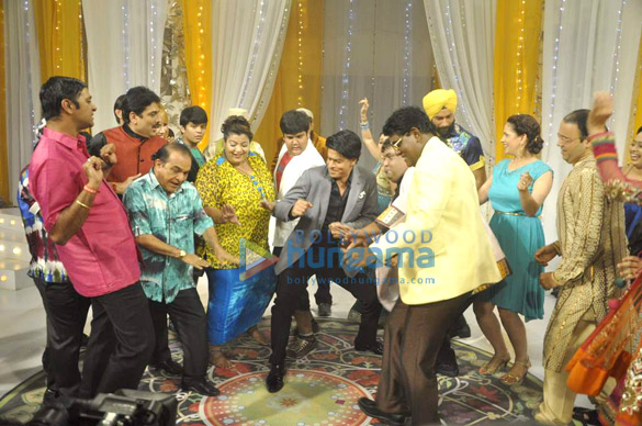 shahrukh promotes chennai express on taarak mehta ka ooltah chashmah 2