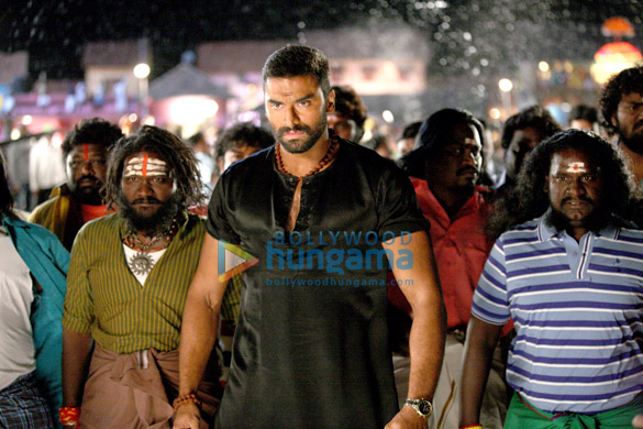 chennai express 136