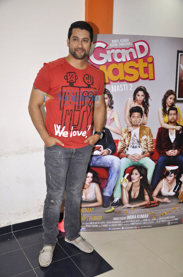 promotion of grand masti at 91 1 fm radio city 12