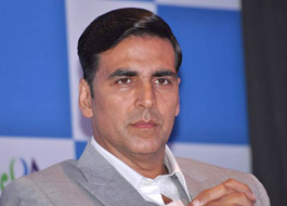 Akshay apologizes to his fans