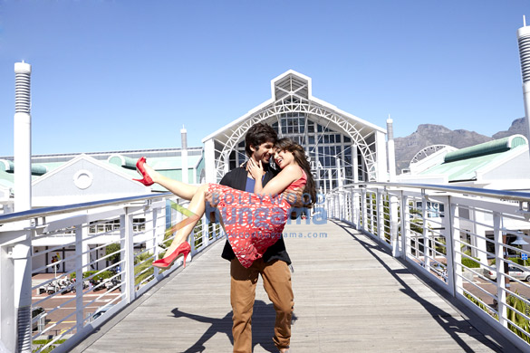 phata poster nikhla hero 93