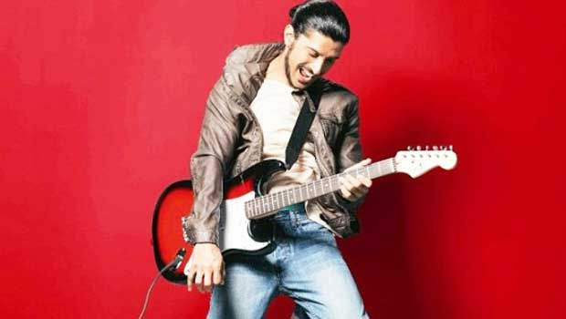 Making Of ‘Dulux’ Paint With Farhan Akhtar