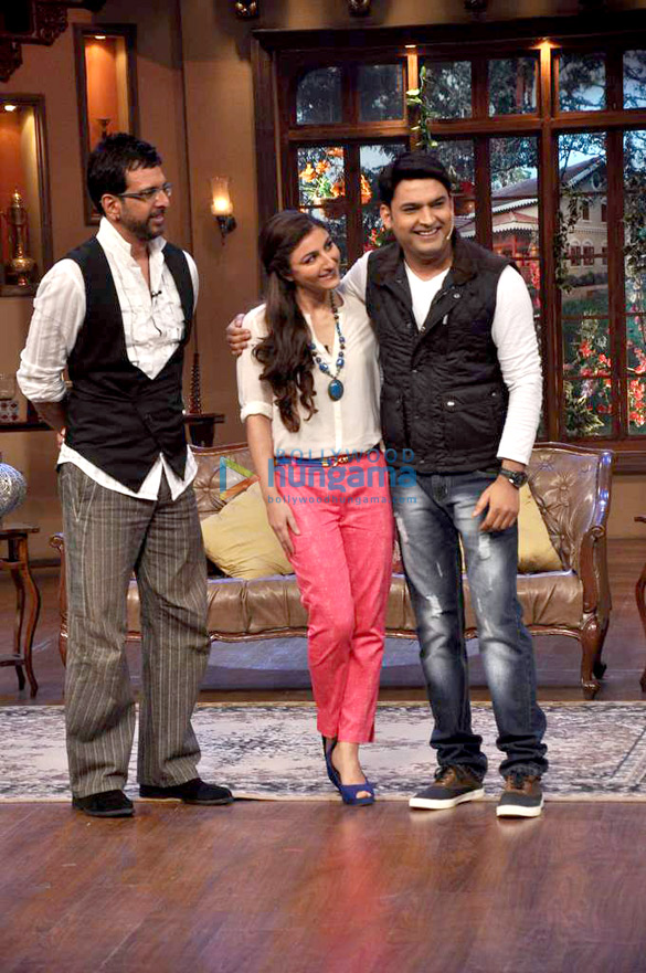 promotions of war chhod na yaar on comedy night with kapil 3