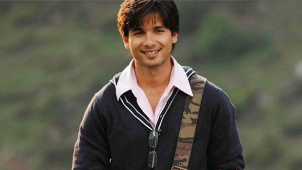 “I Can Be Very Cheesy & Can Crack Really Bad PJs”: Shahid Kapoor
