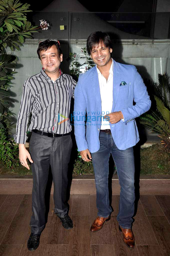 success celebration of grand masti 5