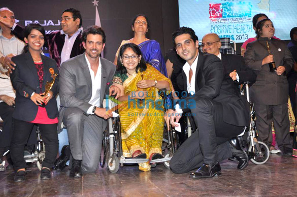hrithik zayed at dr batras positive health awards 2013 5