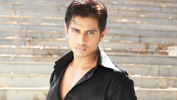 “Akshay Is Very Public About His Affection For Me…”: Shiv Pandit