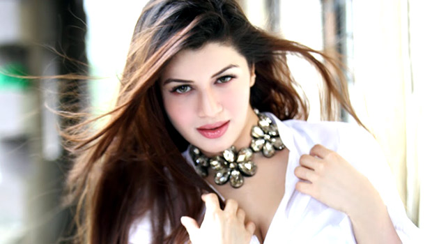 “Shahrukh Khan Brought Me Into This Industry…”: Kainaat Arora