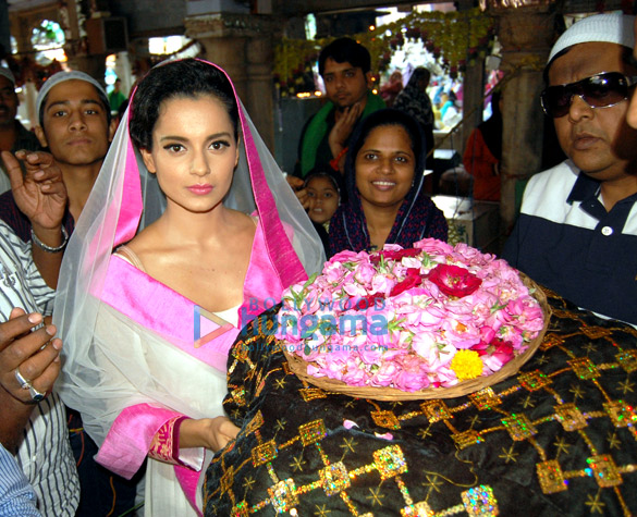 kangna ranaut visits ajmer sharif for rajjo 2