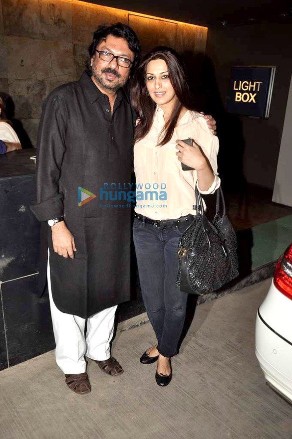 priyanka manisha rekha at goliyon ki raasleela ram leela screening 15