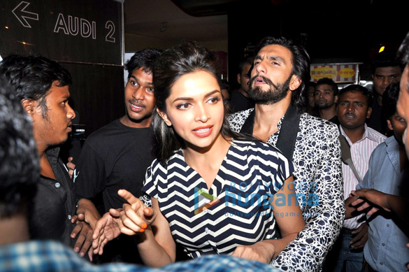 ranveer deepika visit pvr to promote goliyon ki raasleela ram leela 7