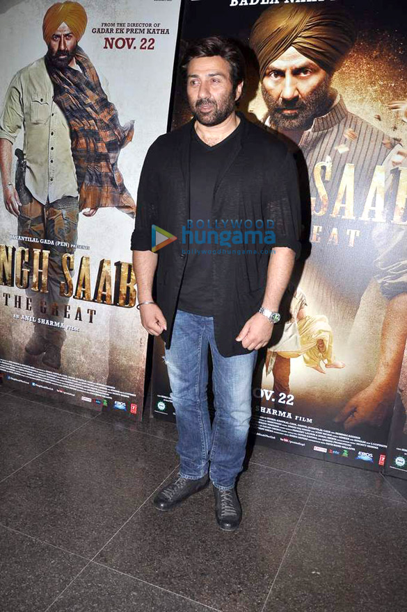 special screening of singh saab the great 2