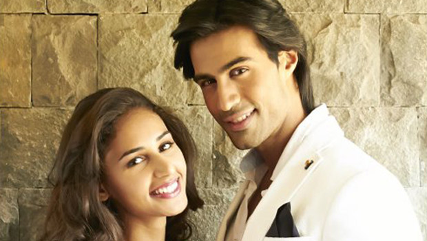 Title Song (Karle Pyaar Karle)