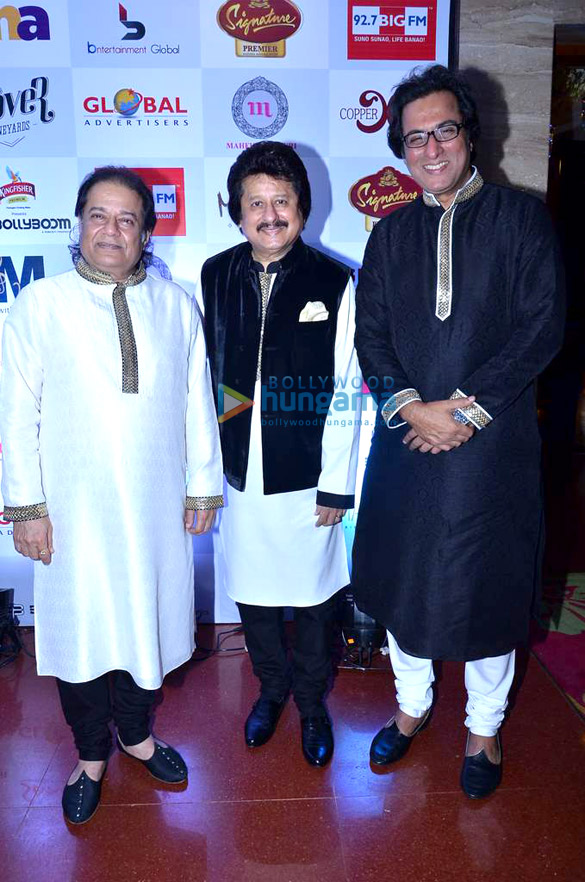 celebs grace music manias first musical evening 4