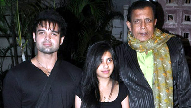 Deepika Padukone – Mithun Chakraborty At ‘Selcouth’ Concert