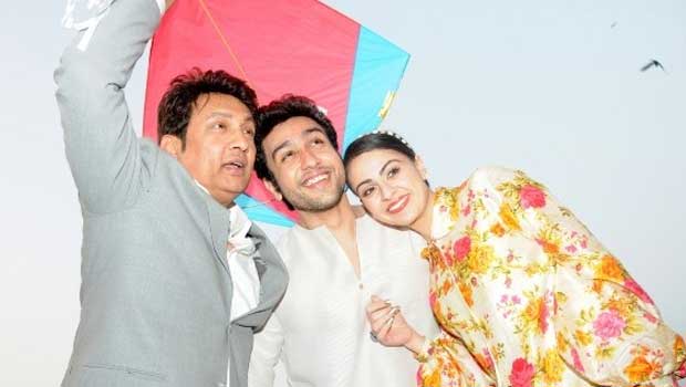 Shekhar Suman With ‘Heartless’ Team Fly Kite On Makar Sankranti
