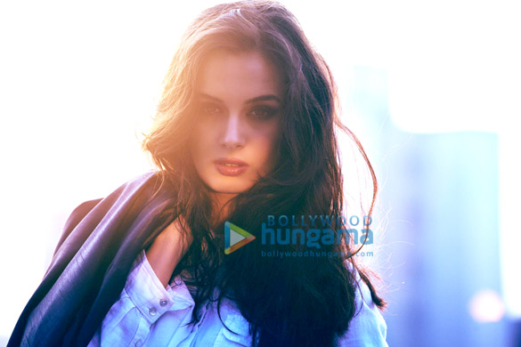 evelyn sharma 117