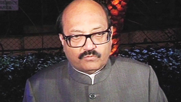 Amar Singh Loses Cool When Asked About Bachchans At Ahana Deol’s Marriage