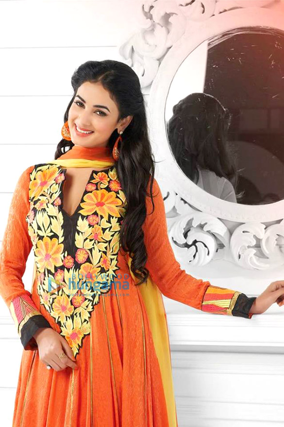 sonal chauhan 75