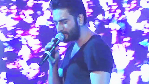 Vishal-Shekhar Sing ‘Dus Bahane’ At Channel V Indiafest in Goa