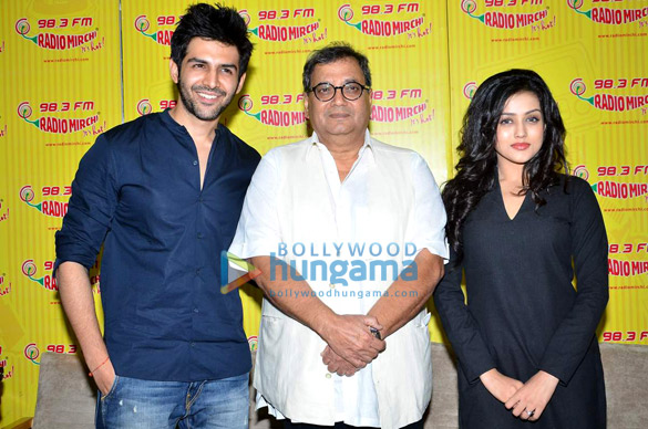 promotion of kaanchi on 98 3 fm radio mirchi 4