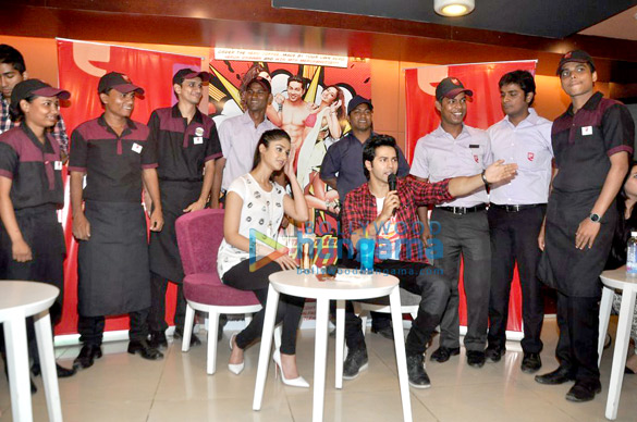 varun ileana promote main tera hero at cafe and theatres 3