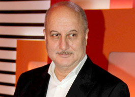 Anupam Kher to host show on real life of celebrities