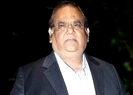 Satish Kaushik’s servant flees with over Rs. 1 crore