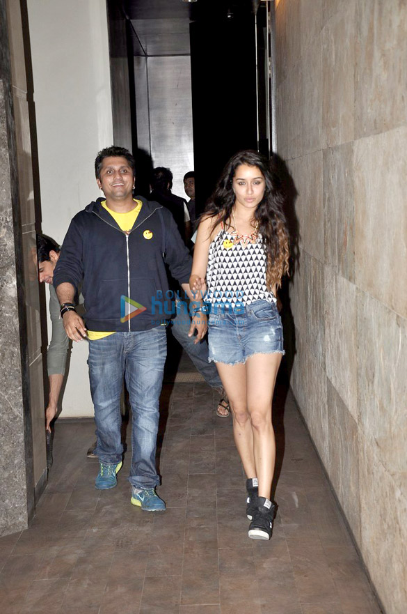 sidharth shraddha kapoor at ek villain trailer preview 8
