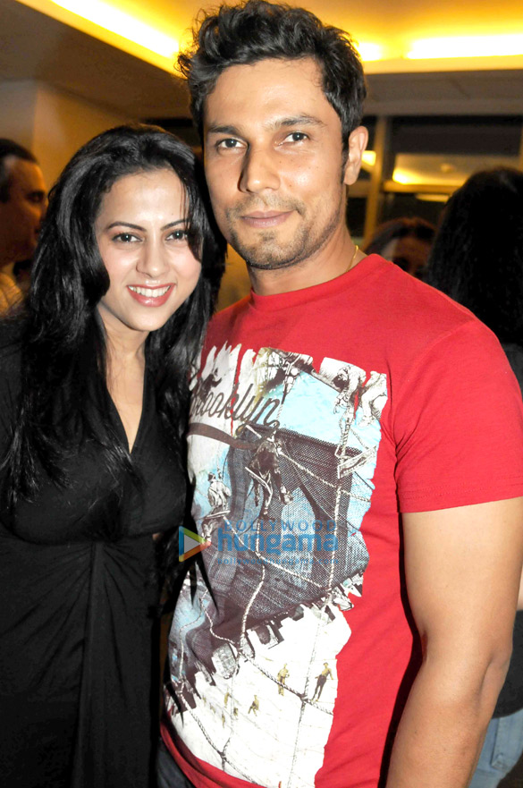 celebs grace wardha nadiadwalas special screening of heropanti 25