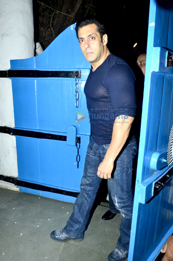 salman aamir grace the success bash of heropanti 28
