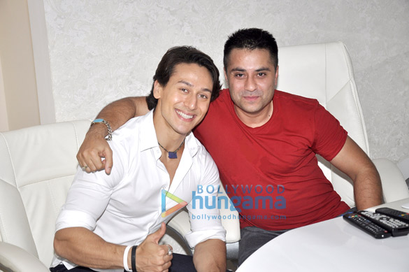 tiger shroff visits sshaawn aviations office 4