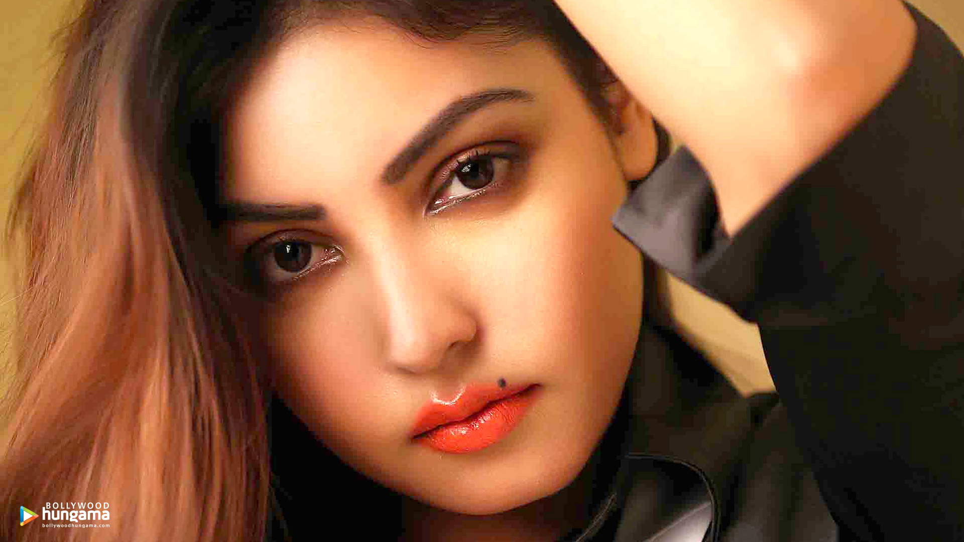 Komal Jha Komal Jha